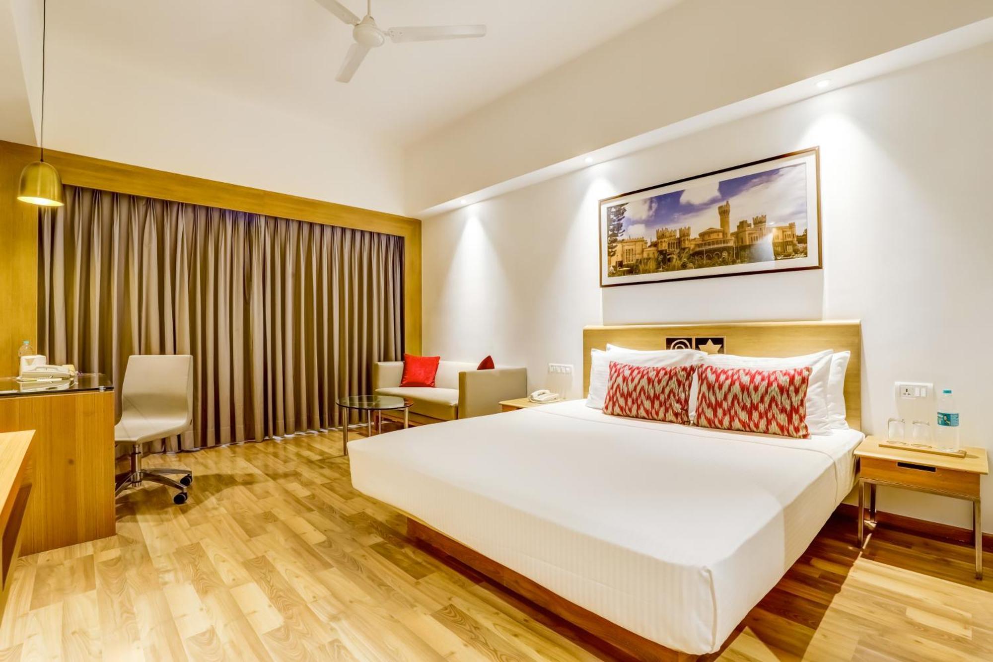 Lemon Tree Hotel Electronics City Kammasandra Dış mekan fotoğraf